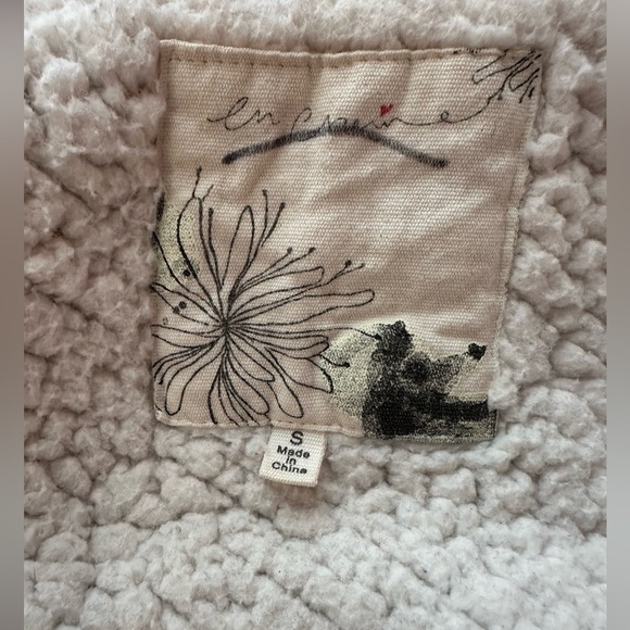 EN CREME ~ Women’s Red/Black Plaid Jacket with Sherpa Lining and Pockets size S - Picture 3 of 9